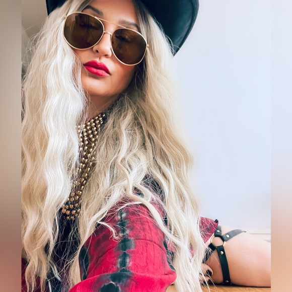 KALI RED LUXURY LONG KIMONO - Picture 3 of 10